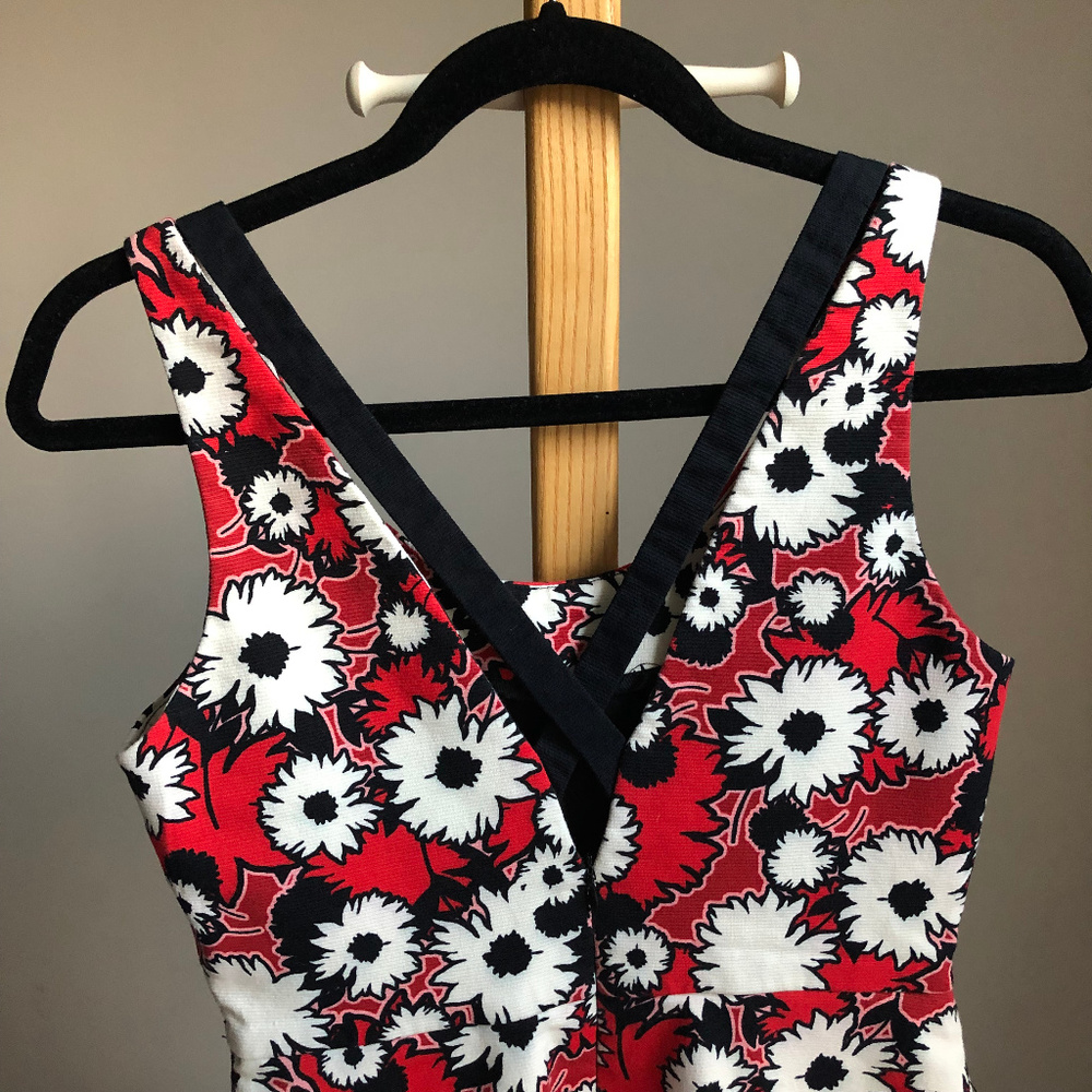 ZARA TRAFALUC Red Black White Floral zipup dress M - Picture 5 of 7